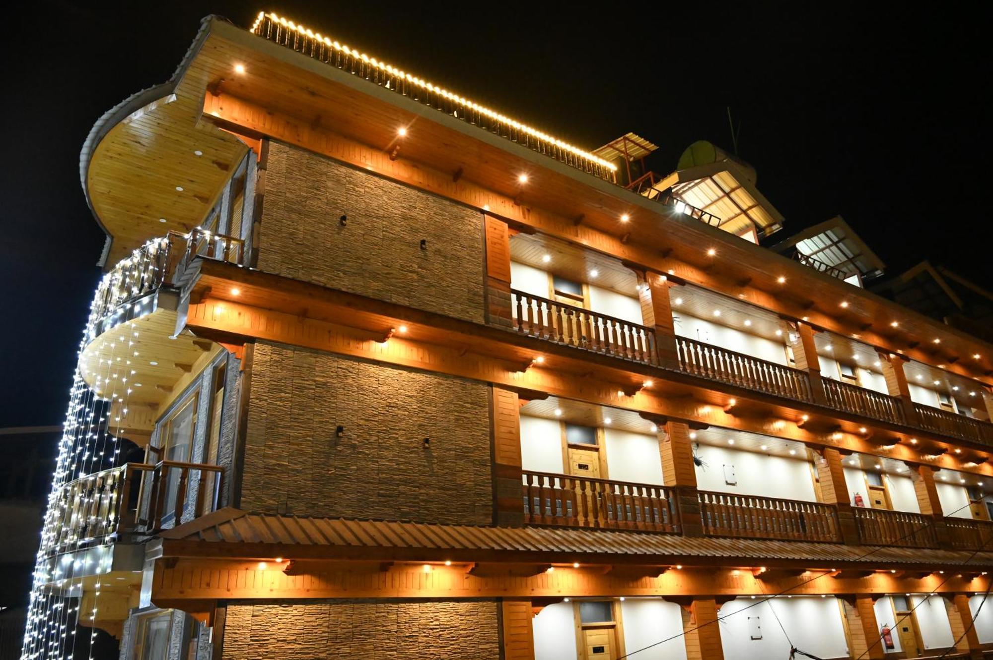 Hotel Lee Green Manāli Exterior foto